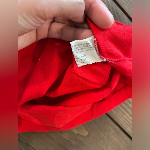 Celine Long Sleeves with Collar in red - Picture 5 of 6